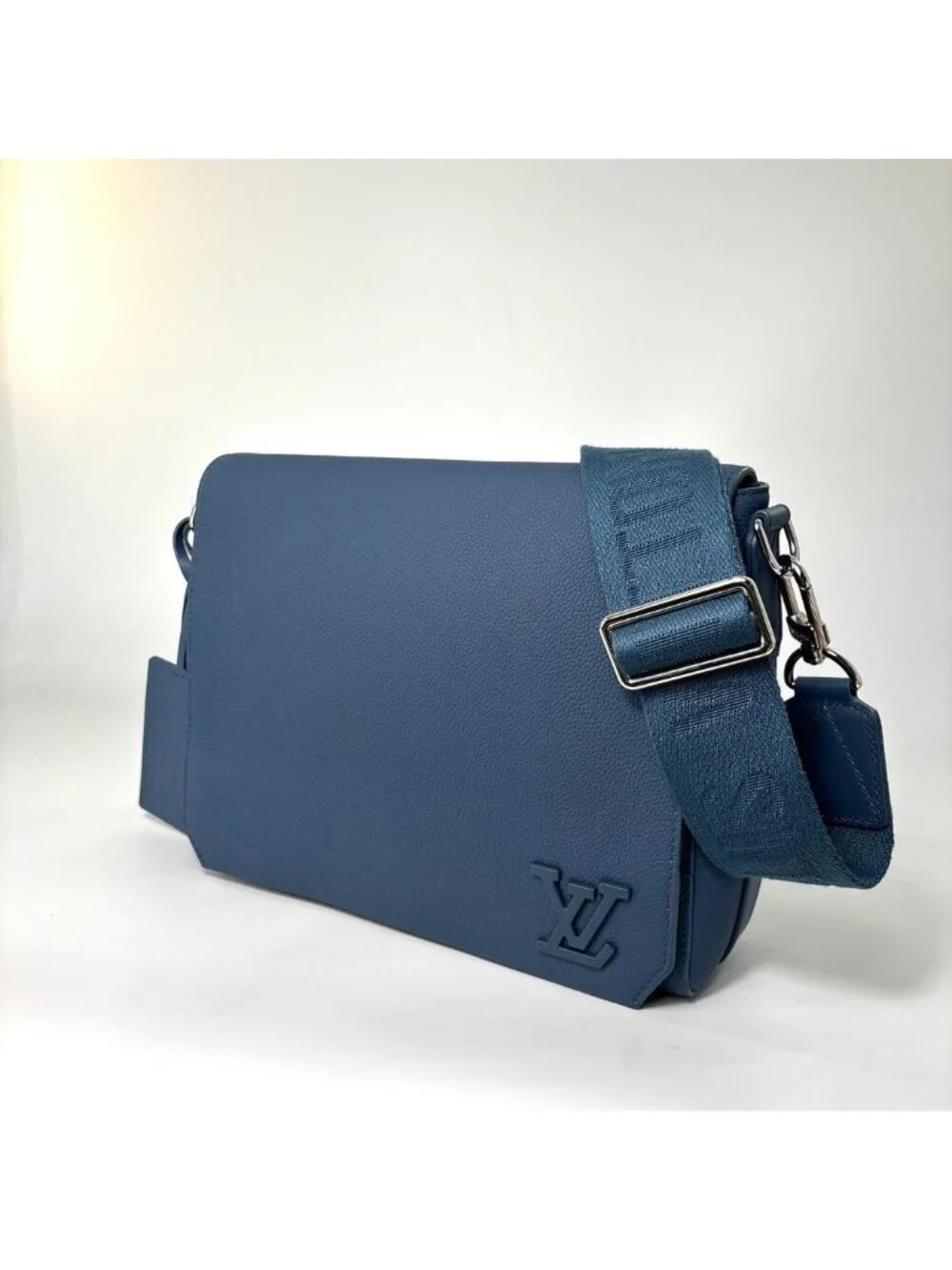 Louis Vuitton IC LV Aerogram Messenger Bag